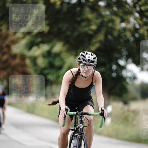 30.08.2026 - Elbe Triathlon Hamburg Michael Burmester http://msf.ph/oto/10072992 30.08.2026 10:27:30 Radfahren 514, 749, 828, 927, 965 meine-sportfotos.de