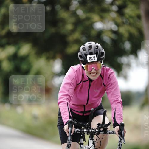 30.08.2026 - Elbe Triathlon Hamburg Michael Burmester http://msf.ph/oto/10073000 30.08.2026 10:27:40 Radfahren 468, 859 meine-sportfotos.de