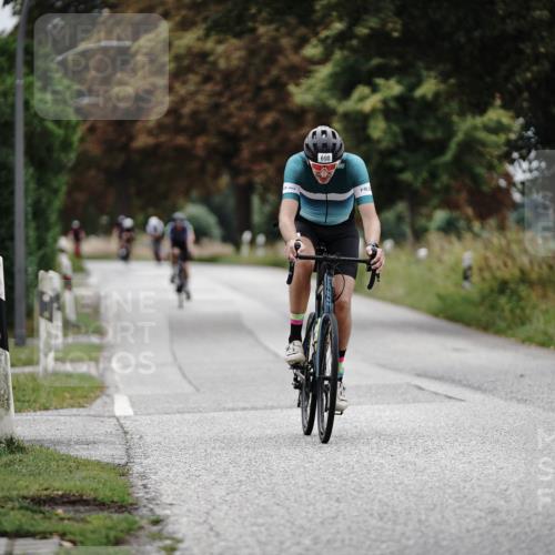 30.08.2026 - Elbe Triathlon Hamburg Michael Burmester http://msf.ph/oto/10073007 30.08.2026 10:27:49 Radfahren 690, 713, 855 meine-sportfotos.de