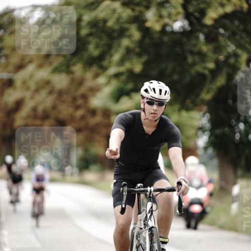 30.08.2026 - Elbe Triathlon Hamburg Michael Burmester http://msf.ph/oto/10073058 30.08.2026 10:28:34 Radfahren 395, 714, 789, 843, 854, 865, 896, 1032 meine-sportfotos.de