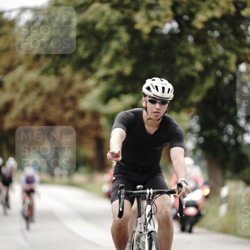 30.08.2026 - Elbe Triathlon Hamburg Michael Burmester http://msf.ph/oto/10073059 30.08.2026 10:28:34 Radfahren 395, 714, 789, 843, 854, 865, 896, 1032 meine-sportfotos.de