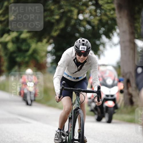 30.08.2026 - Elbe Triathlon Hamburg Michael Burmester http://msf.ph/oto/10073061 30.08.2026 10:28:35 Radfahren 395, 789, 843, 854, 865, 896, 1032, 1085 meine-sportfotos.de
