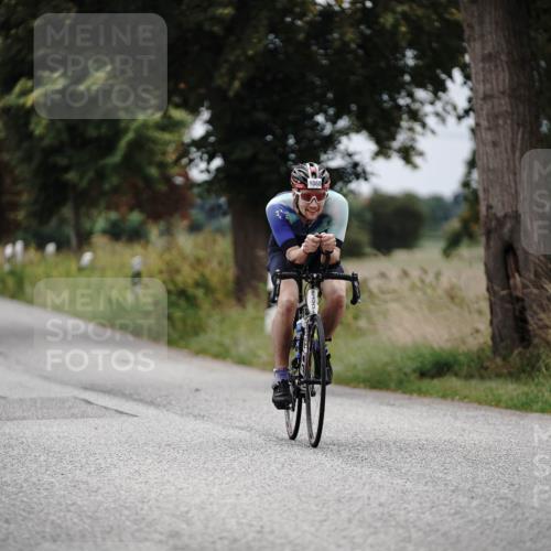 30.08.2026 - Elbe Triathlon Hamburg Michael Burmester http://msf.ph/oto/10073089 30.08.2026 10:29:03 Radfahren 902, 923, 1052, 1060 meine-sportfotos.de