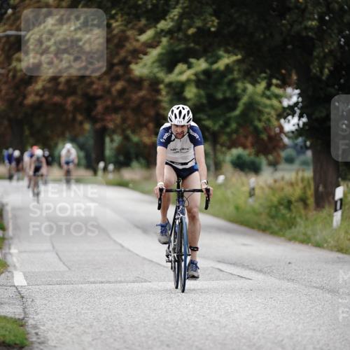 30.08.2026 - Elbe Triathlon Hamburg Michael Burmester http://msf.ph/oto/10073106 30.08.2026 10:29:28 Radfahren 711, 808 meine-sportfotos.de