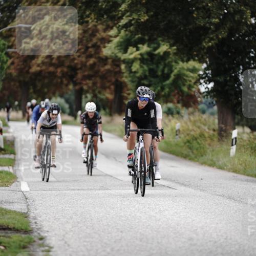 30.08.2026 - Elbe Triathlon Hamburg Michael Burmester http://msf.ph/oto/10073116 30.08.2026 10:29:37 Radfahren 808, 840, 881, 886, 887, 980, 990, 994, 1066, 1896 meine-sportfotos.de