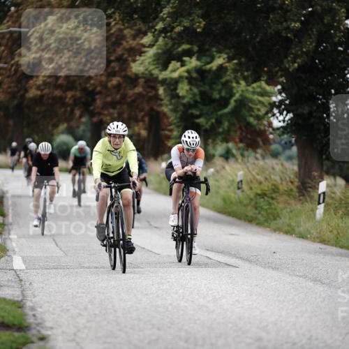 30.08.2026 - Elbe Triathlon Hamburg Michael Burmester http://msf.ph/oto/10073123 30.08.2026 10:29:42 Radfahren 840, 886, 980, 983, 1039, 1042, 1066, 1359, 1896 meine-sportfotos.de