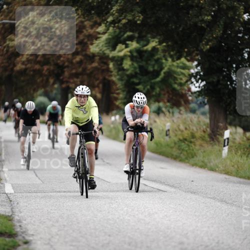30.08.2026 - Elbe Triathlon Hamburg Michael Burmester http://msf.ph/oto/10073124 30.08.2026 10:29:42 Radfahren 840, 886, 980, 983, 1039, 1042, 1066, 1359, 1896 meine-sportfotos.de