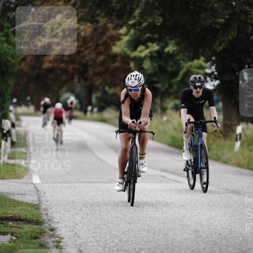 30.08.2026 - Elbe Triathlon Hamburg Michael Burmester http://msf.ph/oto/10073138 30.08.2026 10:29:48 Radfahren 836, 883, 983, 1010, 1039, 1042, 1359 meine-sportfotos.de