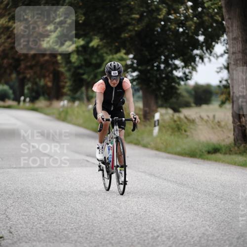 30.08.2026 - Elbe Triathlon Hamburg Michael Burmester http://msf.ph/oto/10073146 30.08.2026 10:29:56 Radfahren 669, 836, 939, 1010, 1098 meine-sportfotos.de