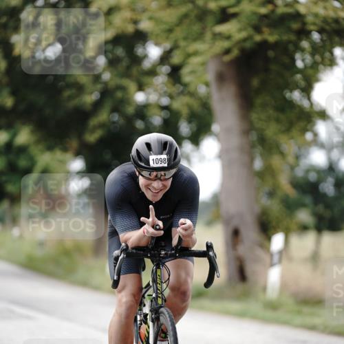 30.08.2026 - Elbe Triathlon Hamburg Michael Burmester http://msf.ph/oto/10073157 30.08.2026 10:30:04 Radfahren 669, 768, 918, 1098 meine-sportfotos.de