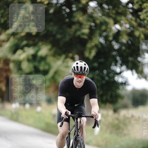 30.08.2026 - Elbe Triathlon Hamburg Michael Burmester http://msf.ph/oto/10073171 30.08.2026 10:30:14 Radfahren 797, 1030 meine-sportfotos.de