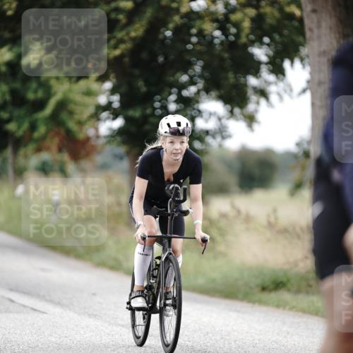 30.08.2026 - Elbe Triathlon Hamburg Michael Burmester http://msf.ph/oto/10073180 30.08.2026 10:30:26 Radfahren 657, 898, 1028, 1088 meine-sportfotos.de