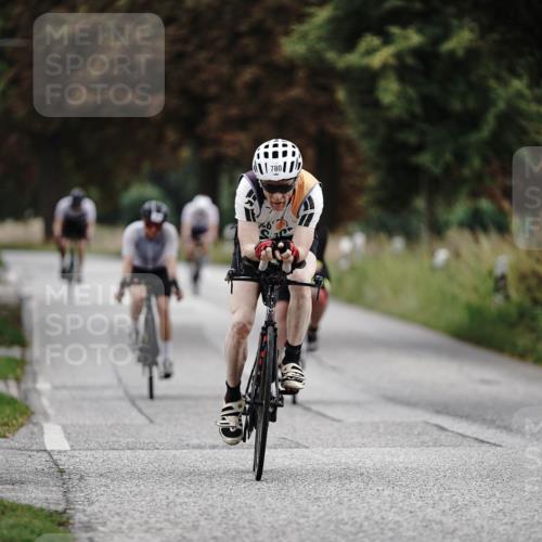 30.08.2026 - Elbe Triathlon Hamburg Michael Burmester http://msf.ph/oto/10073198 30.08.2026 10:30:41 Radfahren 604, 780, 838, 872, 907, 926, 984, 1037, 1061 meine-sportfotos.de