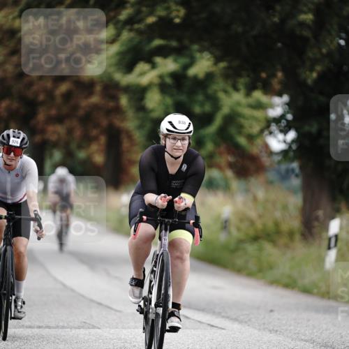 30.08.2026 - Elbe Triathlon Hamburg Michael Burmester http://msf.ph/oto/10073202 30.08.2026 10:30:43 Radfahren 604, 780, 838, 926, 1037, 1061 meine-sportfotos.de