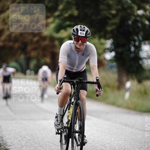 30.08.2026 - Elbe Triathlon Hamburg Michael Burmester http://msf.ph/oto/10073207 30.08.2026 10:30:44 Radfahren 780, 838, 926, 1037, 1061 meine-sportfotos.de