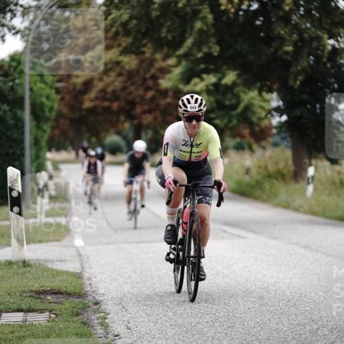 30.08.2026 - Elbe Triathlon Hamburg Michael Burmester http://msf.ph/oto/10073226 30.08.2026 10:31:06 Radfahren 646, 648, 833, 880, 944, 1099 meine-sportfotos.de