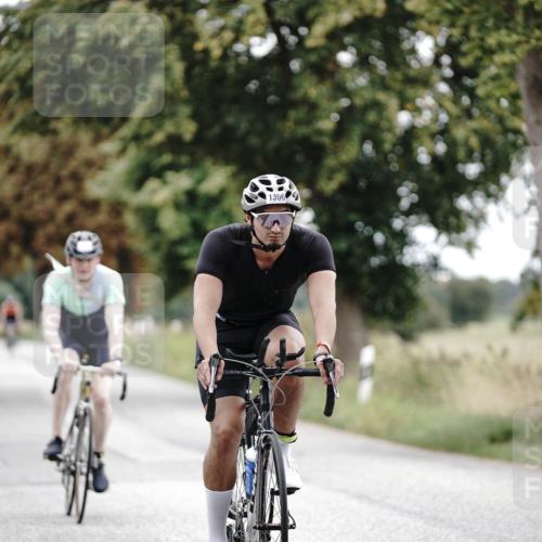 30.08.2026 - Elbe Triathlon Hamburg Michael Burmester http://msf.ph/oto/10073239 30.08.2026 10:35:14 Radfahren 1100, 1104, 1110, 1113, 1306 meine-sportfotos.de