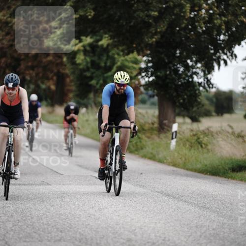 30.08.2026 - Elbe Triathlon Hamburg Michael Burmester http://msf.ph/oto/10073462 30.08.2026 10:35:38 Radfahren 697, 726, 802, 864, 998, 1068, 1115, 1148 meine-sportfotos.de