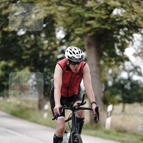 30.08.2026 - Elbe Triathlon Hamburg Michael Burmester http://msf.ph/oto/10073490 30.08.2026 10:35:46 Radfahren 697, 726, 798, 998, 1074 meine-sportfotos.de