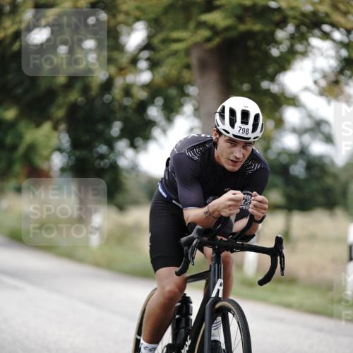 30.08.2026 - Elbe Triathlon Hamburg Michael Burmester http://msf.ph/oto/10073498 30.08.2026 10:35:51 Radfahren 798, 1074 meine-sportfotos.de