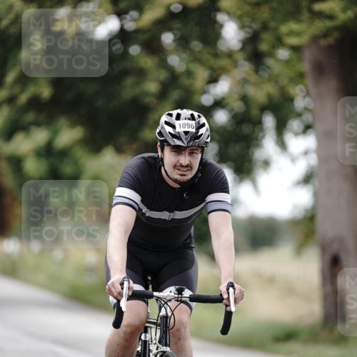 30.08.2026 - Elbe Triathlon Hamburg Michael Burmester http://msf.ph/oto/10073535 30.08.2026 10:36:30 Radfahren 893, 987, 1012, 1096 meine-sportfotos.de