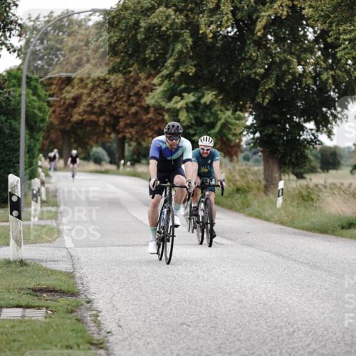 30.08.2026 - Elbe Triathlon Hamburg Michael Burmester http://msf.ph/oto/10074323 30.08.2026 10:46:50 Radfahren 797, 925, 1058, 1154, 1227 meine-sportfotos.de