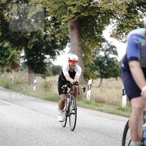 30.08.2026 - Elbe Triathlon Hamburg Michael Burmester http://msf.ph/oto/10074330 30.08.2026 10:46:52 Radfahren 849, 1058, 1154, 1227 meine-sportfotos.de