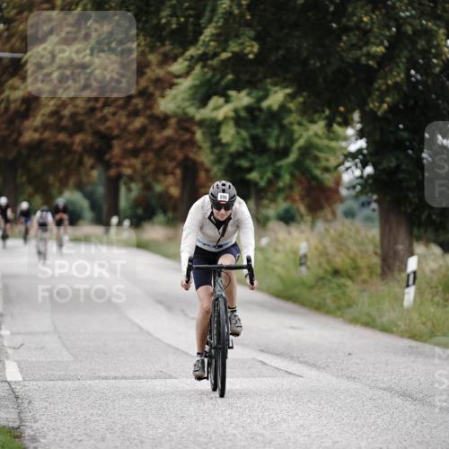 30.08.2026 - Elbe Triathlon Hamburg Michael Burmester http://msf.ph/oto/10074355 30.08.2026 10:47:15 Radfahren 840, 859, 896, 1322 meine-sportfotos.de