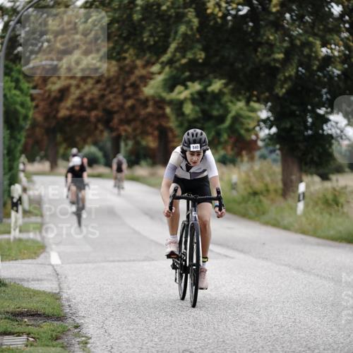 30.08.2026 - Elbe Triathlon Hamburg Michael Burmester http://msf.ph/oto/10074361 30.08.2026 10:47:22 Radfahren 840, 854, 865, 1111, 1322 meine-sportfotos.de