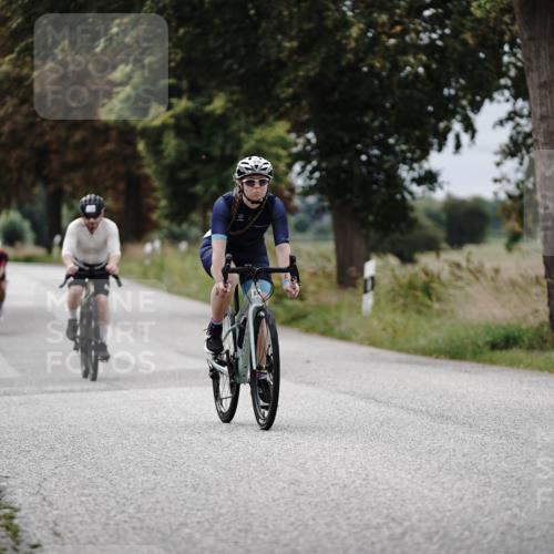 30.08.2026 - Elbe Triathlon Hamburg Michael Burmester http://msf.ph/oto/10074444 30.08.2026 10:48:12 Radfahren 836, 891, 995, 1070, 1156 meine-sportfotos.de