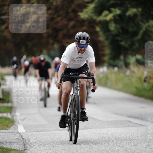30.08.2026 - Elbe Triathlon Hamburg Michael Burmester http://msf.ph/oto/10074454 30.08.2026 10:48:20 Radfahren 957, 958, 995, 1059, 1070, 1083, 1174, 1318 meine-sportfotos.de