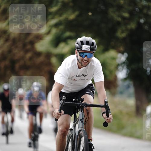 30.08.2026 - Elbe Triathlon Hamburg Michael Burmester http://msf.ph/oto/10074455 30.08.2026 10:48:21 Radfahren 957, 958, 995, 1059, 1070, 1083, 1174, 1318 meine-sportfotos.de