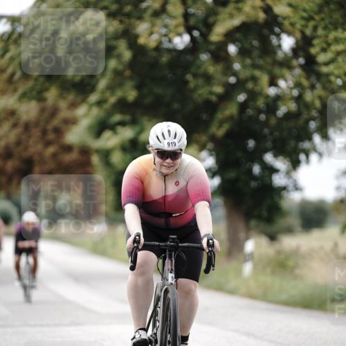 30.08.2026 - Elbe Triathlon Hamburg Michael Burmester http://msf.ph/oto/10074491 30.08.2026 10:48:40 Radfahren 919, 1246, 1256, 1289, 1313, 1334 meine-sportfotos.de
