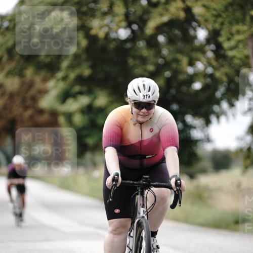 30.08.2026 - Elbe Triathlon Hamburg Michael Burmester http://msf.ph/oto/10074493 30.08.2026 10:48:41 Radfahren 919, 1130, 1246, 1256, 1313, 1334 meine-sportfotos.de