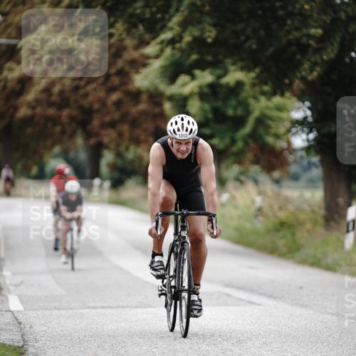 30.08.2026 - Elbe Triathlon Hamburg Michael Burmester http://msf.ph/oto/10074497 30.08.2026 10:48:44 Radfahren 1130, 1256, 1313, 1334 meine-sportfotos.de