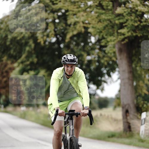 30.08.2026 - Elbe Triathlon Hamburg Michael Burmester http://msf.ph/oto/10074529 30.08.2026 10:49:14 Radfahren 1007, 1049, 1128 meine-sportfotos.de