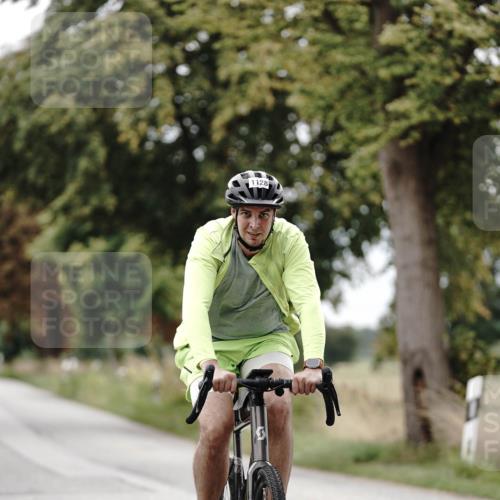 30.08.2026 - Elbe Triathlon Hamburg Michael Burmester http://msf.ph/oto/10074530 30.08.2026 10:49:14 Radfahren 1007, 1049, 1128 meine-sportfotos.de