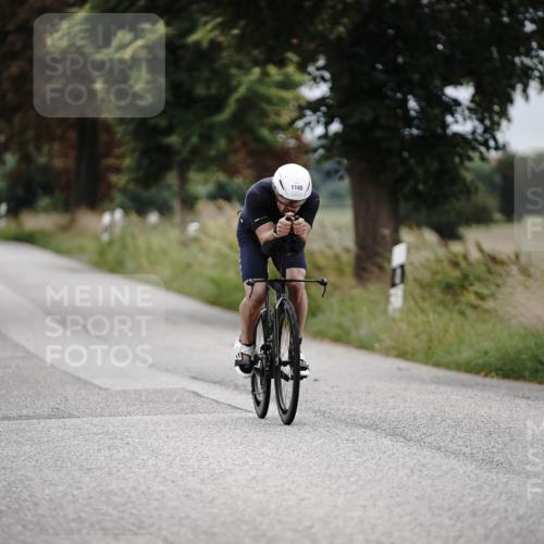30.08.2026 - Elbe Triathlon Hamburg Michael Burmester http://msf.ph/oto/10074555 30.08.2026 10:49:36 Radfahren 1140 meine-sportfotos.de