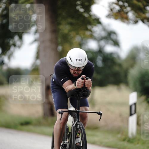 30.08.2026 - Elbe Triathlon Hamburg Michael Burmester http://msf.ph/oto/10074556 30.08.2026 10:49:37 Radfahren 1140 meine-sportfotos.de
