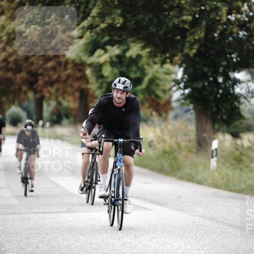 30.08.2026 - Elbe Triathlon Hamburg Michael Burmester http://msf.ph/oto/10074560 30.08.2026 10:50:11 Radfahren 932, 1006, 1017, 1145, 1295 meine-sportfotos.de