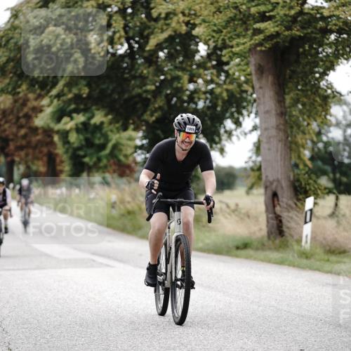 30.08.2026 - Elbe Triathlon Hamburg Michael Burmester http://msf.ph/oto/10074575 30.08.2026 10:50:18 Radfahren 833, 1006, 1145, 1204, 1346, 1621 meine-sportfotos.de