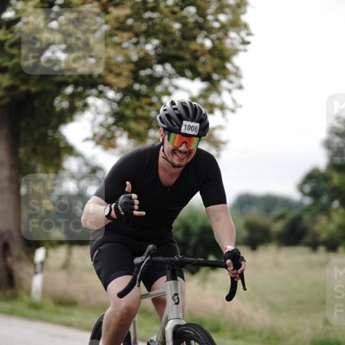 30.08.2026 - Elbe Triathlon Hamburg Michael Burmester http://msf.ph/oto/10074578 30.08.2026 10:50:19 Radfahren 803, 833, 1006, 1145, 1204, 1346, 1621 meine-sportfotos.de