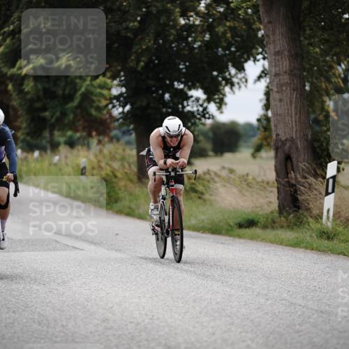 30.08.2026 - Elbe Triathlon Hamburg Michael Burmester http://msf.ph/oto/10074588 30.08.2026 10:50:25 Radfahren 803, 897, 1044, 1204, 1346 meine-sportfotos.de