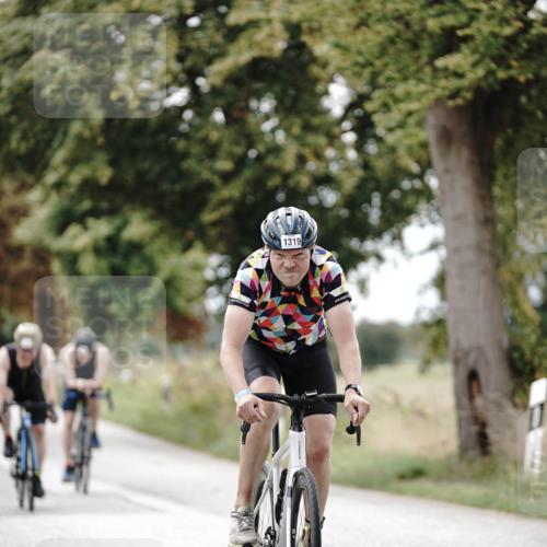 30.08.2026 - Elbe Triathlon Hamburg Michael Burmester http://msf.ph/oto/10074612 30.08.2026 10:50:36 Radfahren 999, 1069, 1255, 1266, 1269, 1307, 1319 meine-sportfotos.de