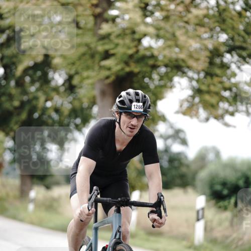 30.08.2026 - Elbe Triathlon Hamburg Michael Burmester http://msf.ph/oto/10074618 30.08.2026 10:50:40 Radfahren 1121, 1255, 1266, 1269, 1307 meine-sportfotos.de