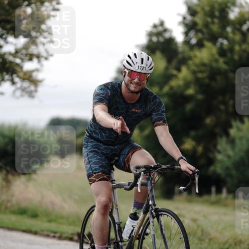 30.08.2026 - Elbe Triathlon Hamburg Michael Burmester http://msf.ph/oto/10074628 30.08.2026 10:50:47 Radfahren 1121 meine-sportfotos.de