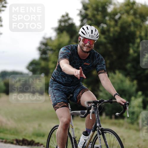 30.08.2026 - Elbe Triathlon Hamburg Michael Burmester http://msf.ph/oto/10074629 30.08.2026 10:50:47 Radfahren 1121 meine-sportfotos.de