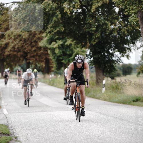 30.08.2026 - Elbe Triathlon Hamburg Michael Burmester http://msf.ph/oto/10074644 30.08.2026 10:51:07 Radfahren 988, 1100, 1273, 1298, 1341, 1347 meine-sportfotos.de