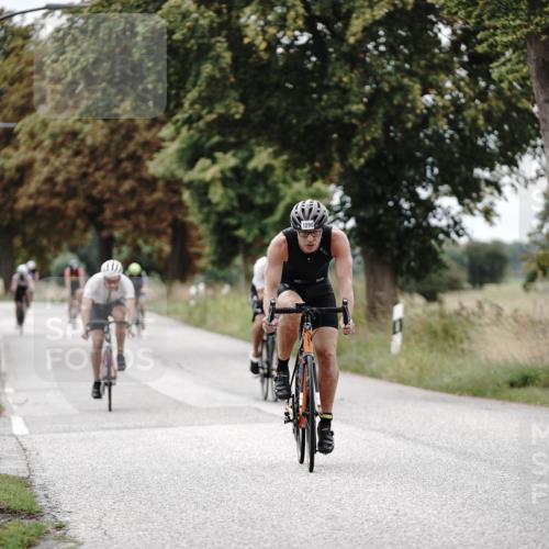 30.08.2026 - Elbe Triathlon Hamburg Michael Burmester http://msf.ph/oto/10074645 30.08.2026 10:51:07 Radfahren 988, 1100, 1273, 1298, 1341, 1347 meine-sportfotos.de