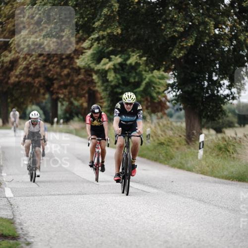 30.08.2026 - Elbe Triathlon Hamburg Michael Burmester http://msf.ph/oto/10074651 30.08.2026 10:51:11 Radfahren 943, 988, 1100, 1273, 1305, 1341, 1347 meine-sportfotos.de